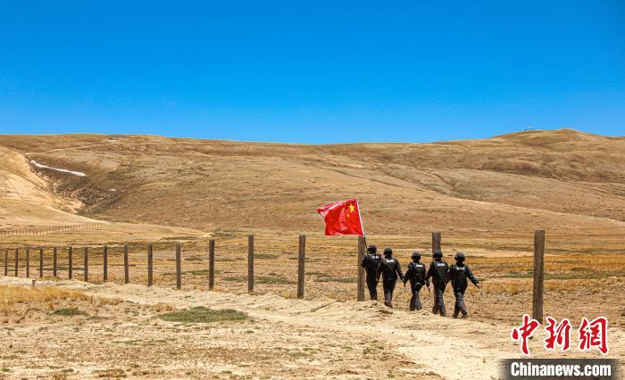 【十年@每一個奮斗的你】海拔5300米！看西藏亞熱邊境派出所的“追風”人