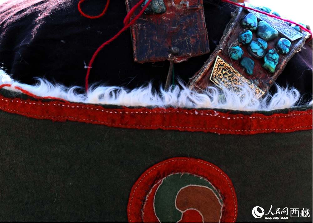 “飛天服飾”細節(jié)展示。 人民網 李海霞攝