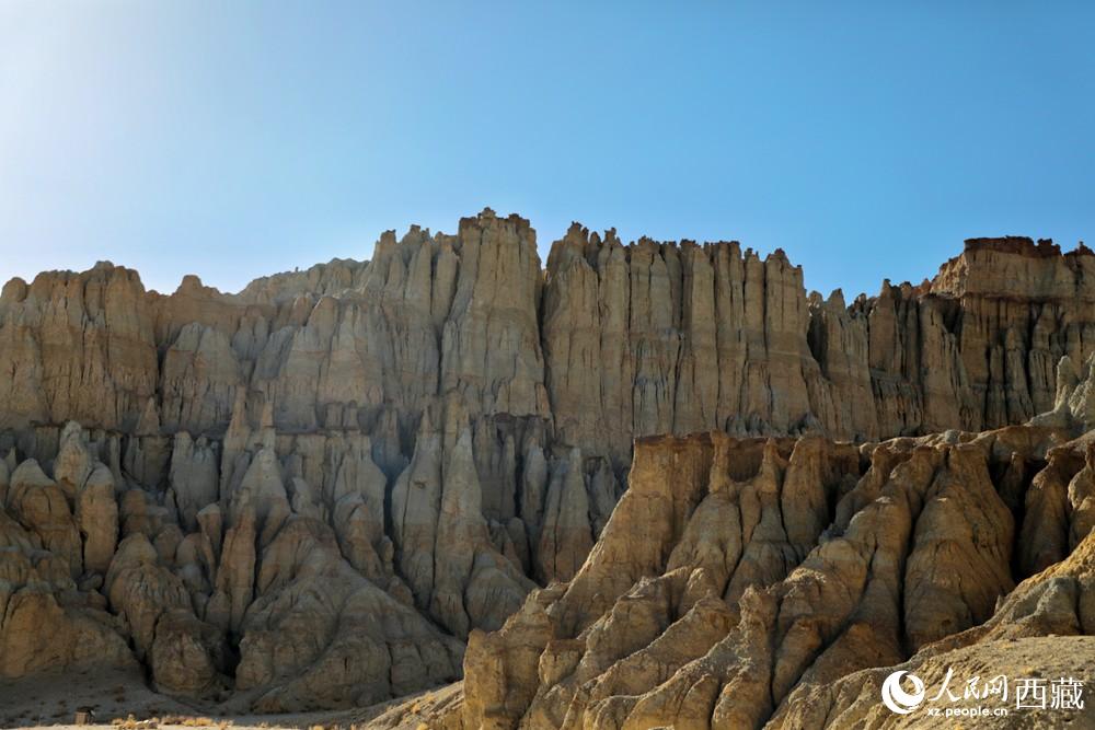 札達(dá)土林。人民網(wǎng) 李海霞攝