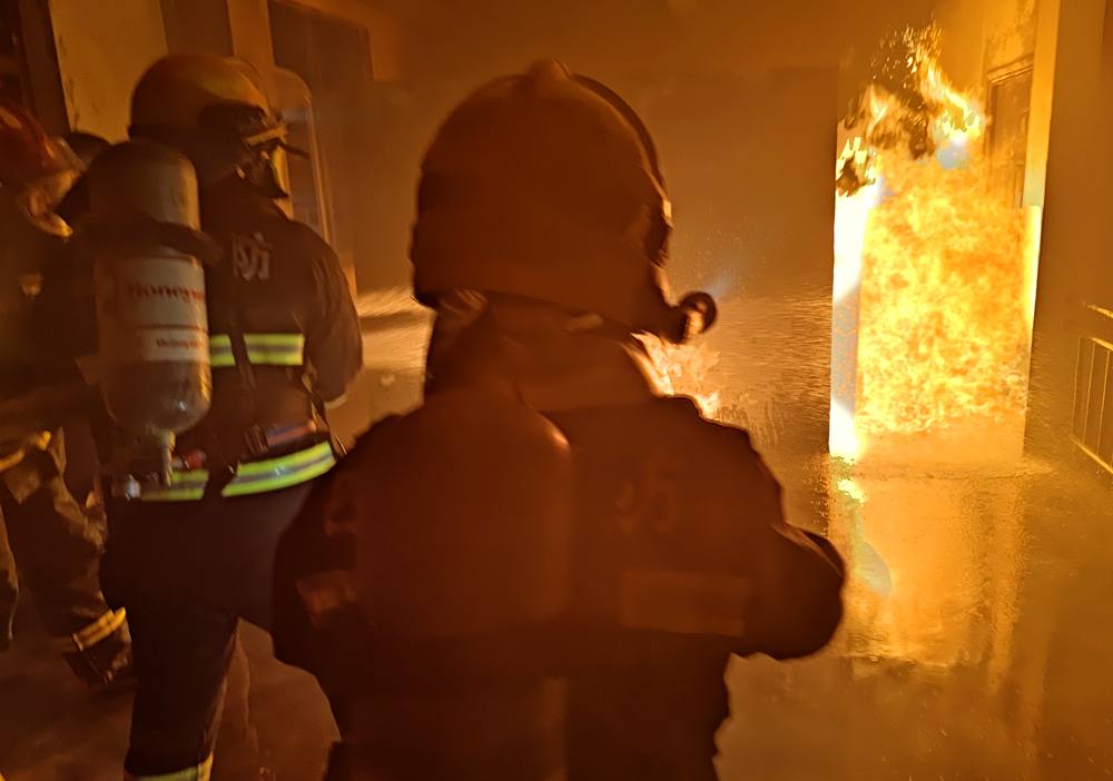 真火內(nèi)攻實(shí)操訓(xùn)練。