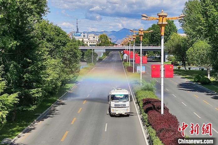 西藏官方通報:防疫物資充足拉薩快遞物流外賣正常運(yùn)行