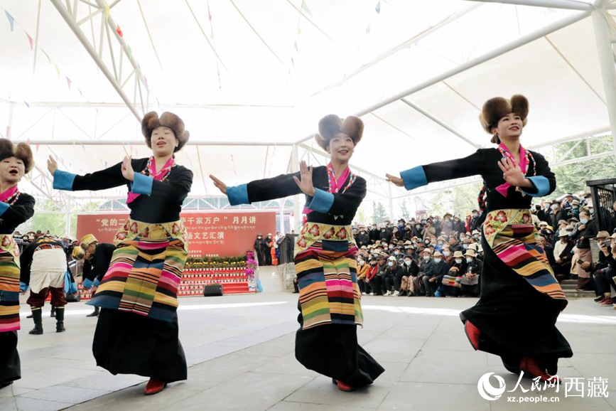 舞蹈《熱巴多吉》。人民網(wǎng) 次仁羅布攝