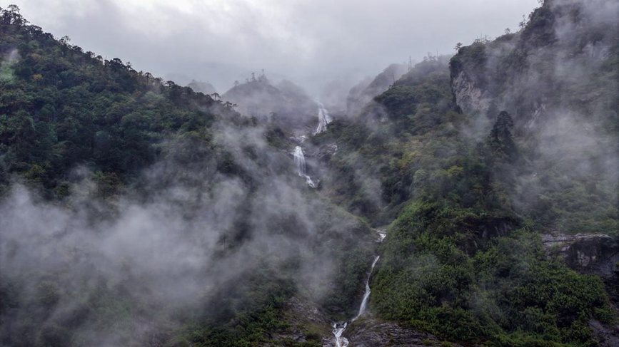 秋日里的墨脫云海。張澤坤攝