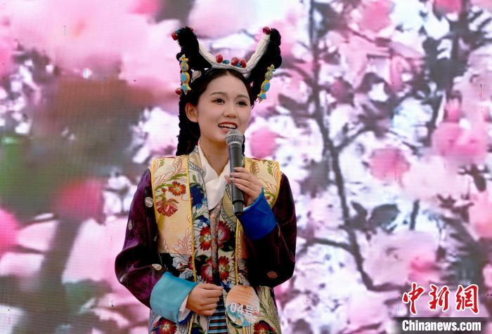 西藏拉薩舉辦“日光仙子”選拔活動(dòng)